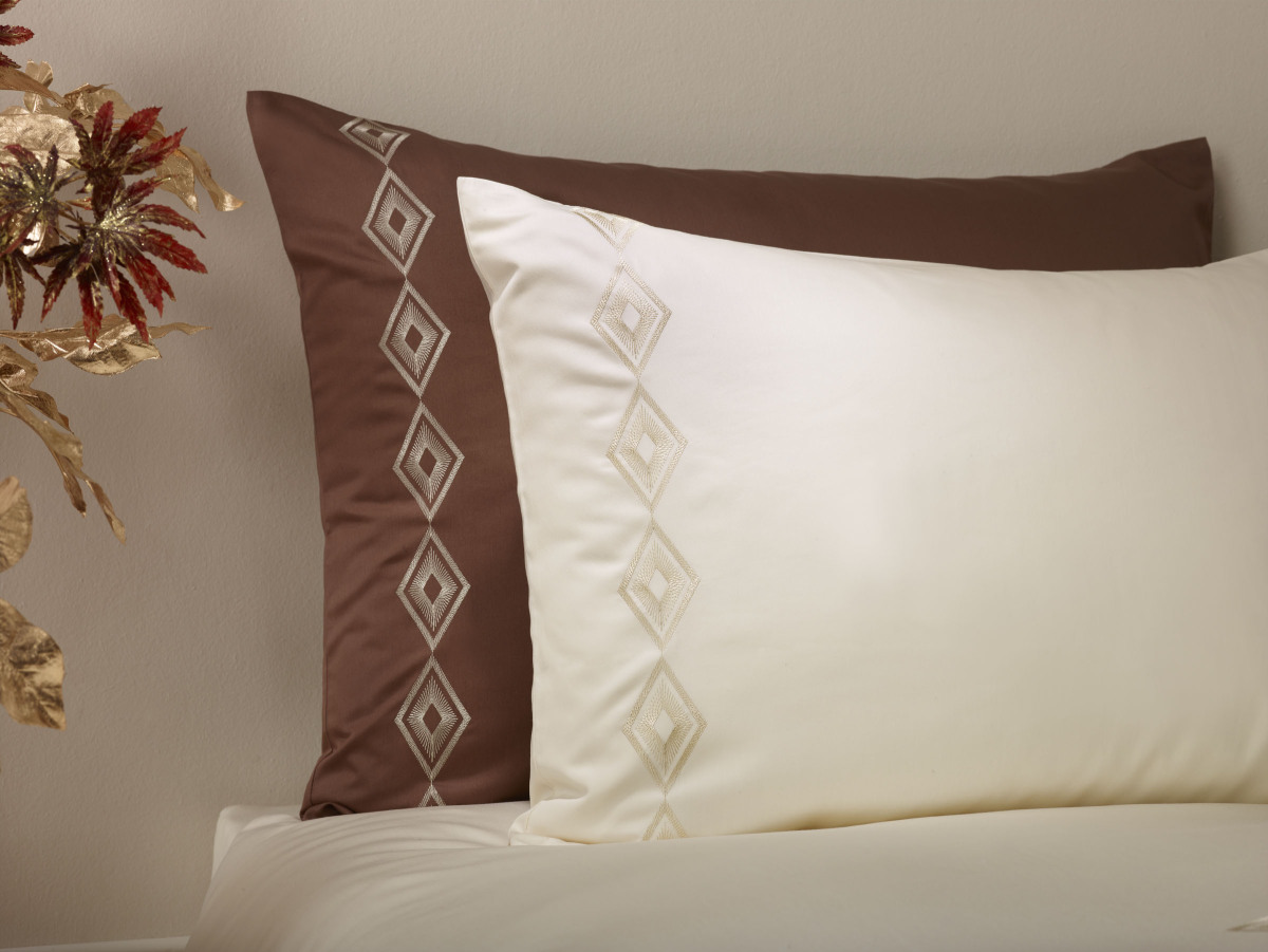 Linge de Lit - Fatusa by Mirabel Slabbinck