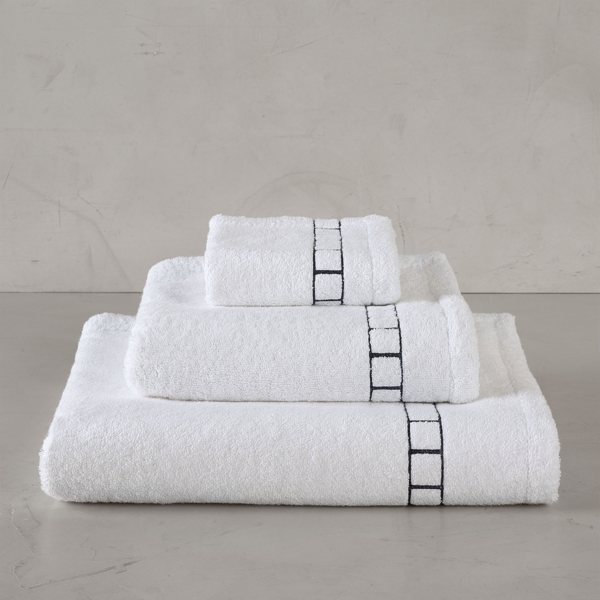 Linge de Bain - Takra by Mirabel Slabbinck