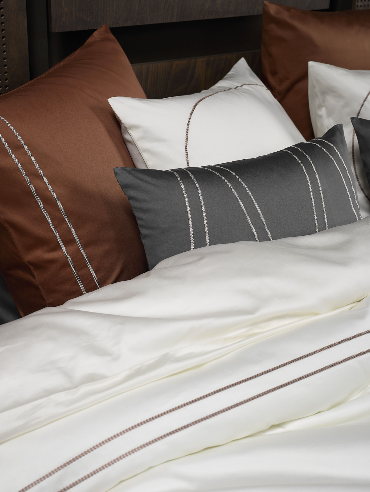 Linge de Lit - Trikona by Mirabel Slabbinck