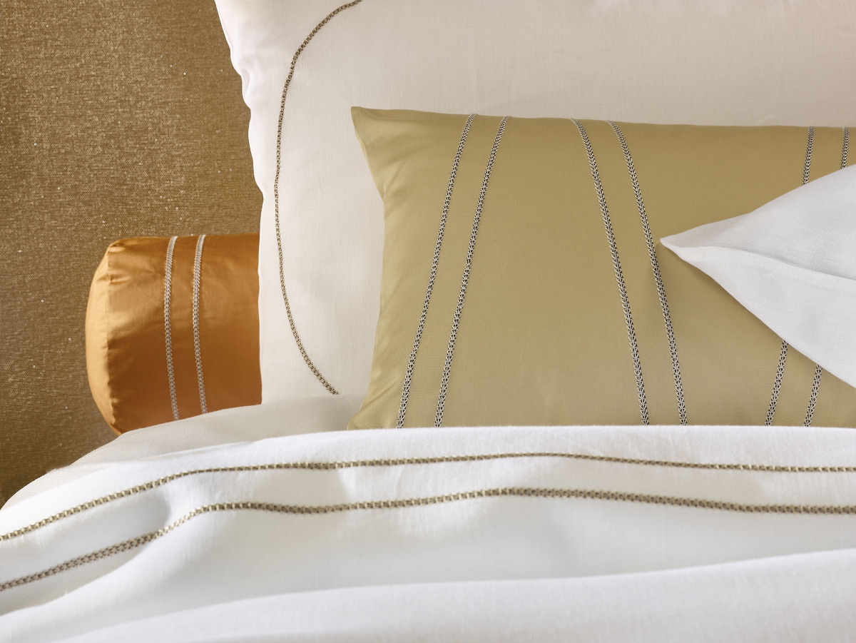 Linge de Lit - Trikona by Mirabel Slabbinck