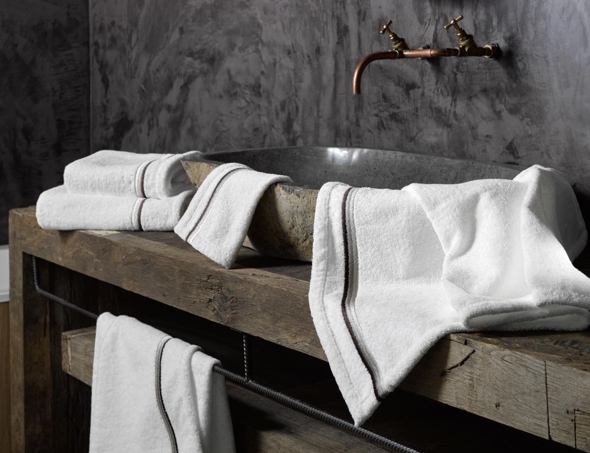Linge de Bain - Bava by Mirabel Slabbinck